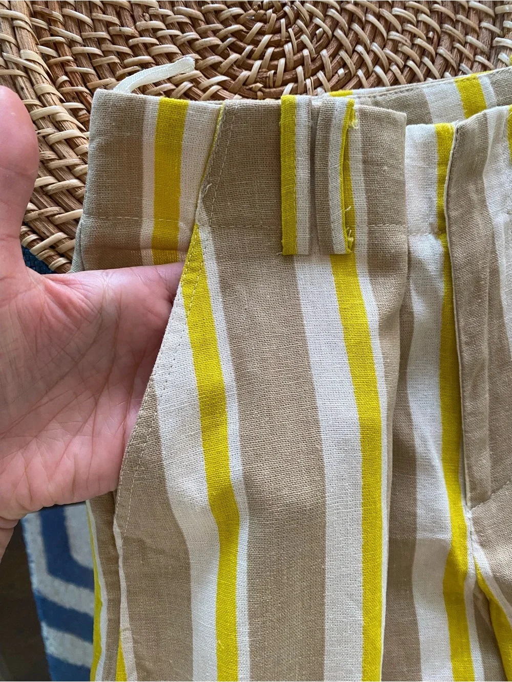 ZARA Striped Linen Blend Wide-Leg Trousers in Beige and Yellow! 🐚